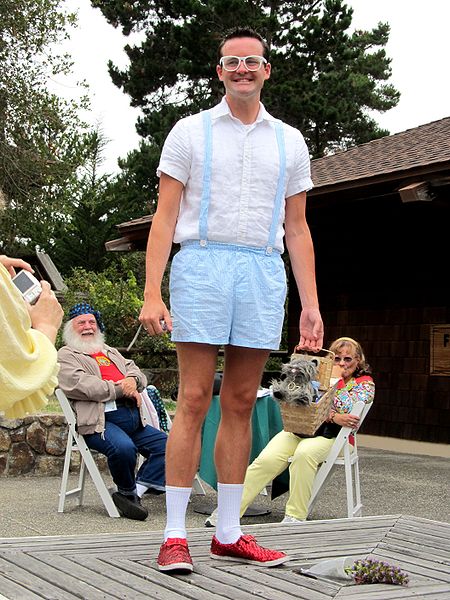 File:2011BieberCon Transgendered Dorothy.jpg