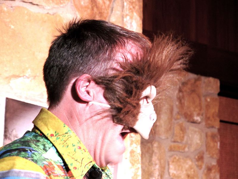 File:2011BieberMusic Flying Monkey.jpg