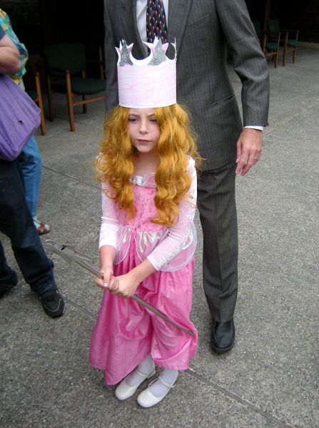 File:2009Bieber 20 Wand or Pogo stick .jpg