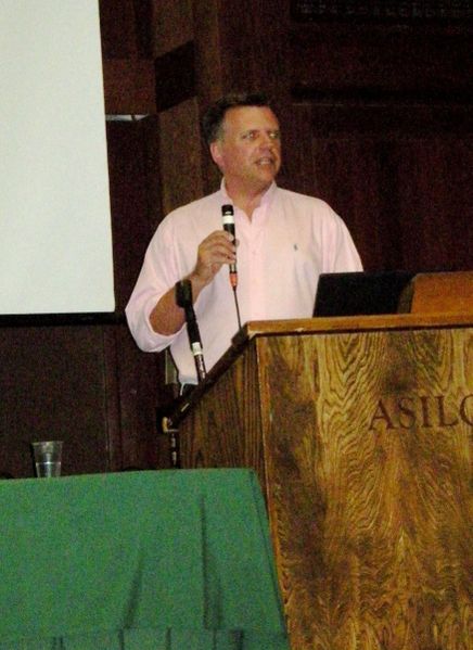 File:2009Bieber 11 Welcome to Winkies '09.jpg